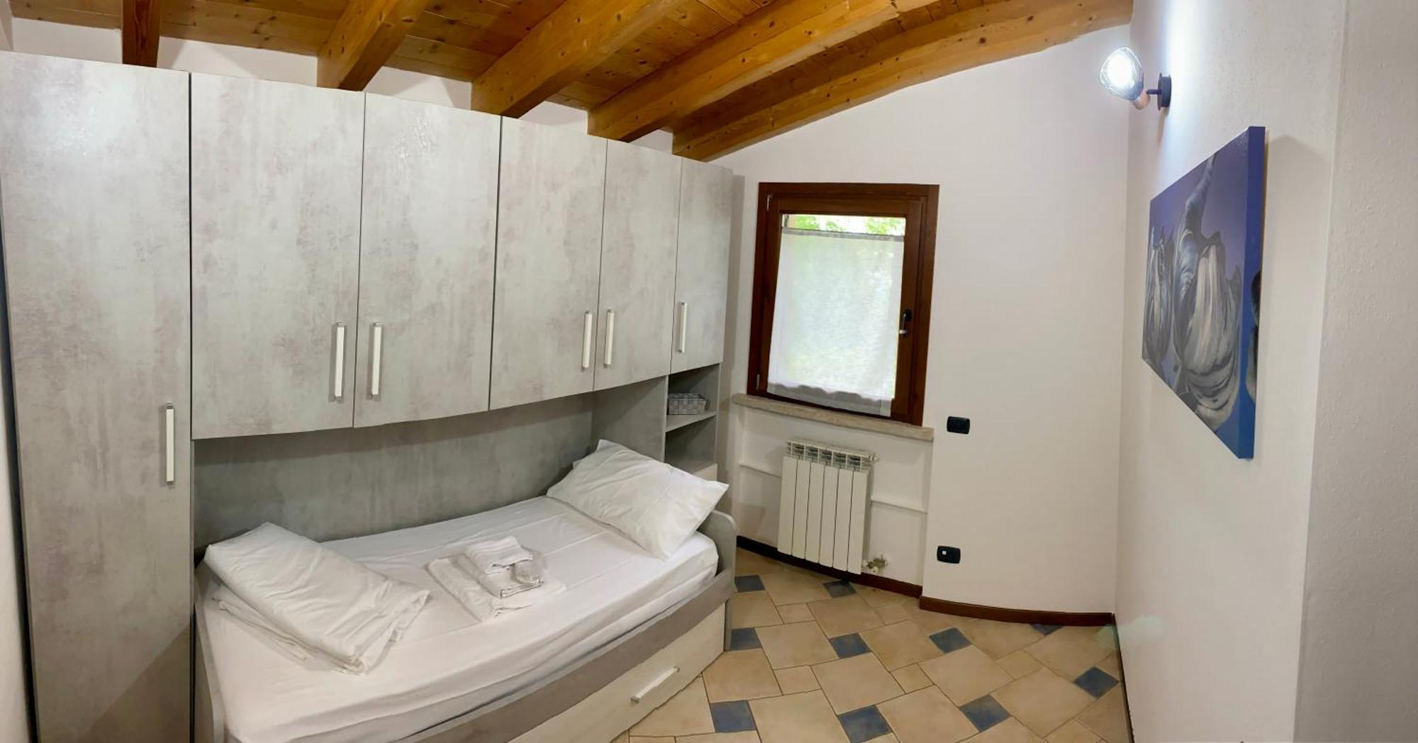 Enjoy House Apartment Ronchi  Exterior foto