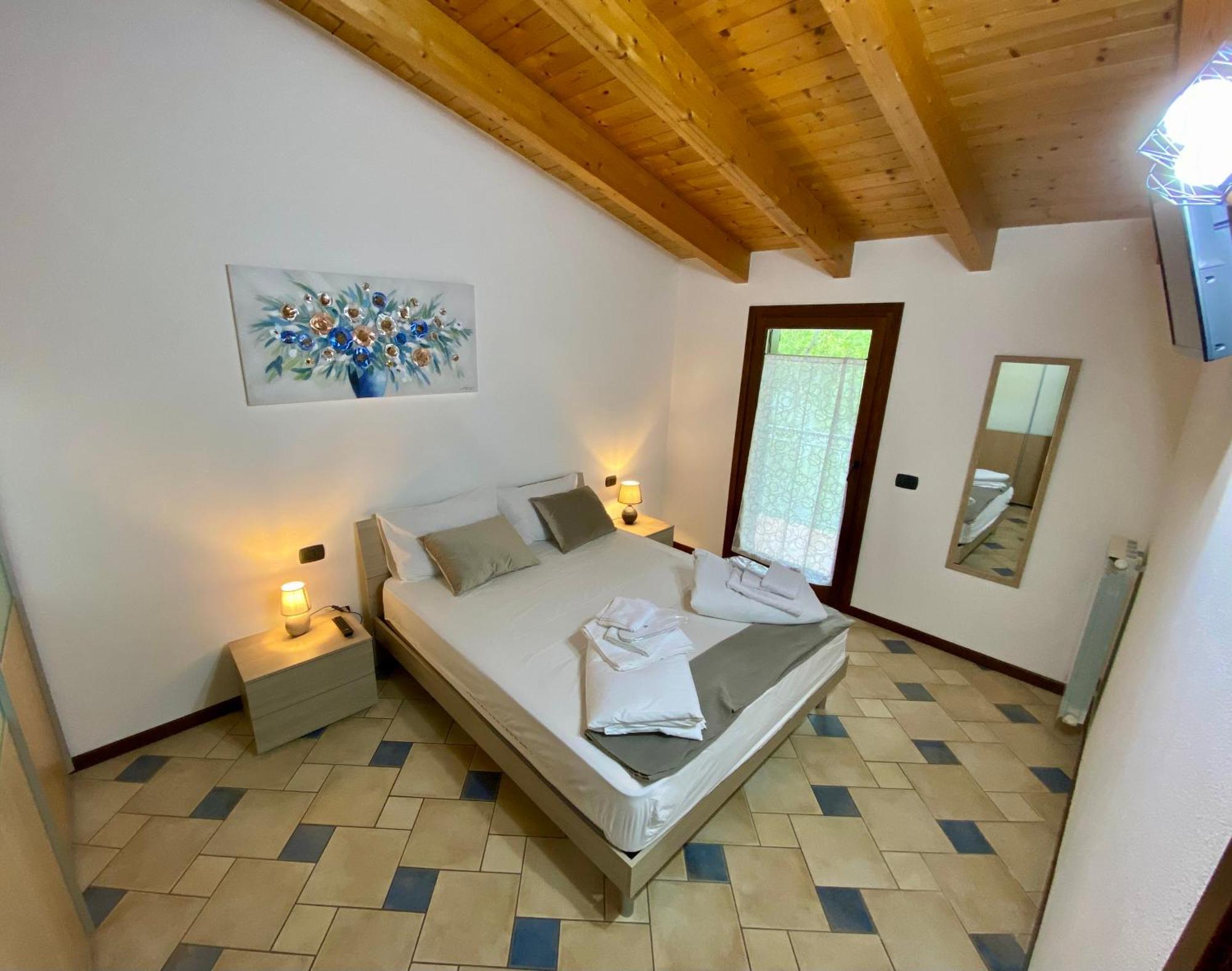 Enjoy House Apartment Ronchi  Exterior foto